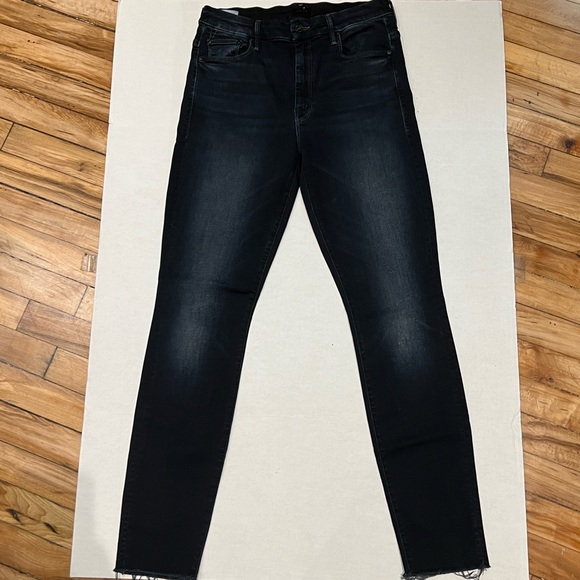 MOTHER High Waisted Looker Ankle Fray in Last Call - Picture 7 of 13